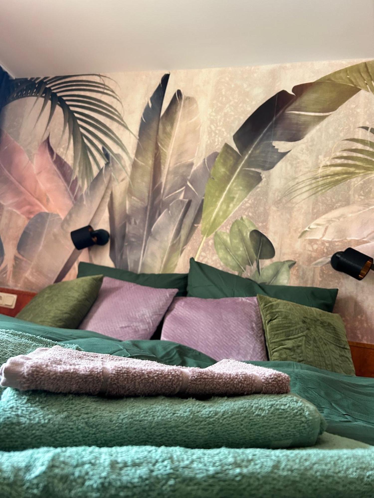 Pension Faulpelz - Doppelzimmer Flora Niederorschel Bagian luar foto